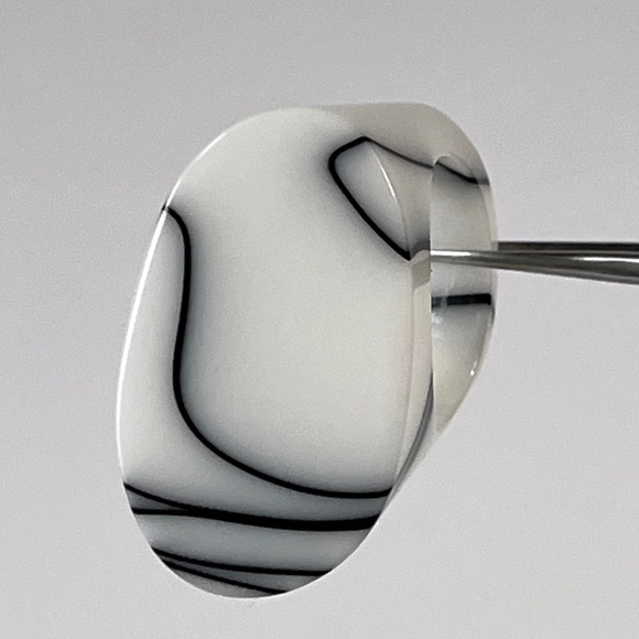 Vintage Lucite Ring Chunky White Black Marble Swirl Statement Unisex Acrylic J - Picture 12 of 15